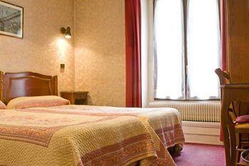 Hotel Cluny Sorbonne Париж Екстериор снимка